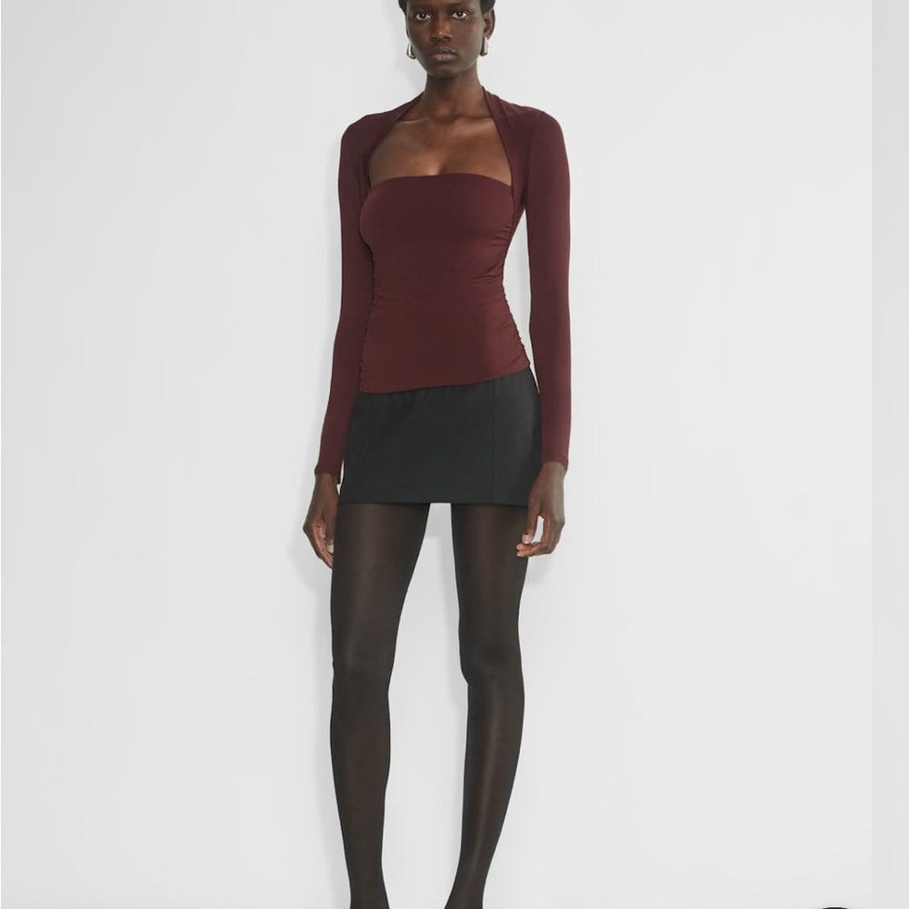 Aritzia Contour Flourish Longsleeve